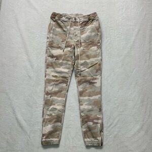 American Eagle AE next level stretch Camo joggers women zip ankles size 6